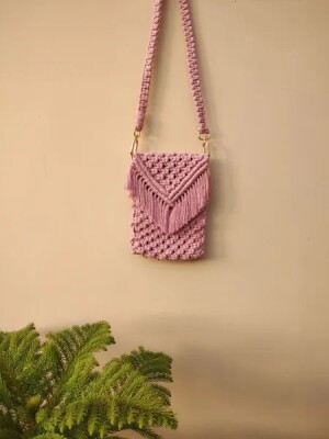 Beautiful macrame sling bag for mobile