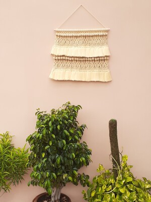 Light yellow macrame wall hanging | wall decor