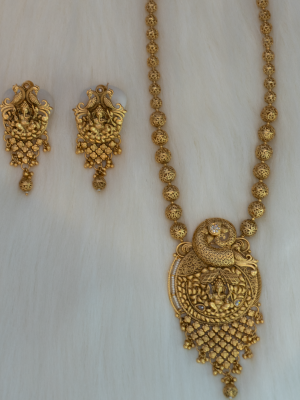 Polki long necklace with temple-inspired ganesha sitting design