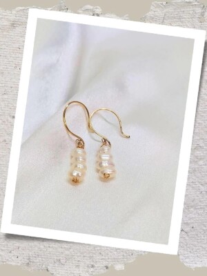 Latest elegant pearl dangle earrings