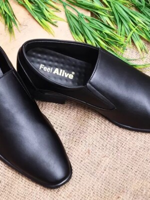 Lightweight| Comfort| Outdoor| Synthetic Leather| Formal Shoes| Slip On For Men  (Black)