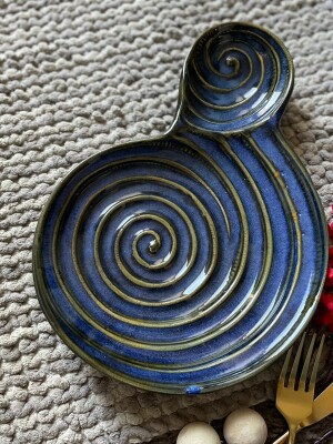 Blue Spiral Plat:  One of the most Trending Platters in the recent times showcases only Elegance and Grace