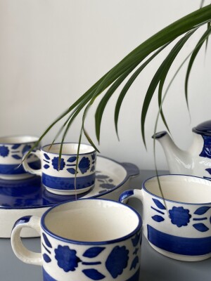 The Giant Tea Pot Collection