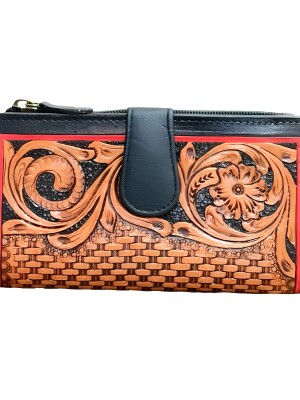Carv05 – Karigari,  handcrafted leather clutches, true masterpiece that redefines elegance and sophistication.
