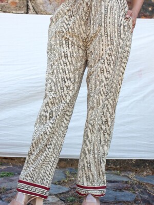 Beige Yarn and Garden Block Print Straight Pants, comfortable pants are styled with an elasticized waist