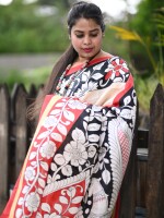 Handloom Pure Silk Kalamkari, Hand Painted Saree,in an elegant combinations of off-white, red, and black