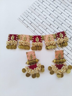 Luxurious pink and maroon coin heavy choker set with earrings