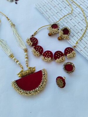 Maroon and golden beads choker necklace & earrings set