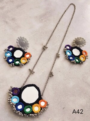 Black Multicolor Long necklace set