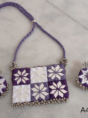 Shades of Purple necklace set
