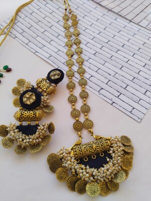 Rainvas Navy blue golden coins traditional necklace earrings set