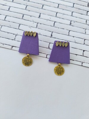 Rainvas Kundan simple golden coin studs earrings purple