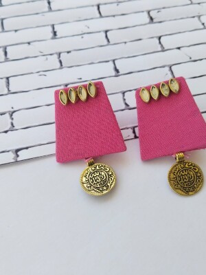 Rainvas Kundan simple golden coin studs earrings pink