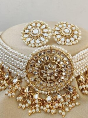 Heavy pearl and kundan gold plated choker set