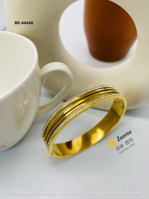 Beautiful Golden cuff