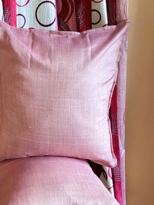 Mauve plain Handloom Silk Cushion Cover - 16''x16'' Set of 2