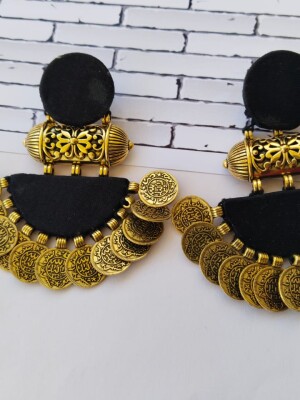 Rainvas plain black and gold coins jhumka earrings