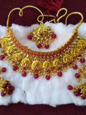 Classic Traditional Bridal Necklace