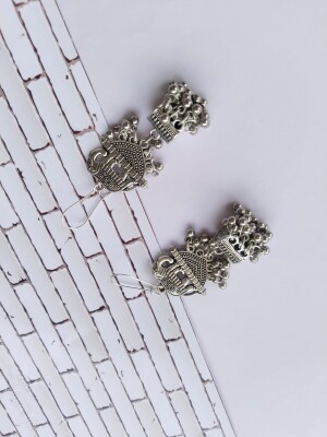 Rainvas Elephant design silver oxidised earrings