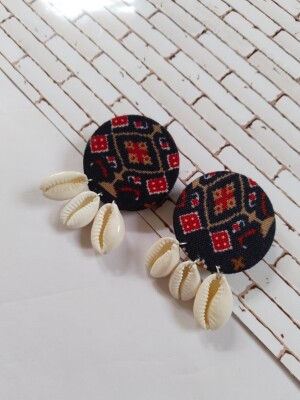 Rainvas Blue and red printed shells studs earrings