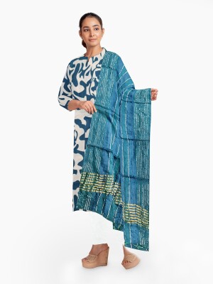 Women's round neck cotton kurta pant set with dupatta