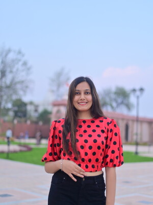 Stylish red polka dots crop top for women