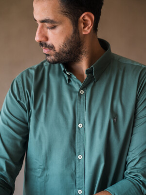 PLAIN GREEN BUTTON DOWN SEMI FORMAL MEN'S SHIRTbutton-down, semi-formal, men's, shirt, fashion,