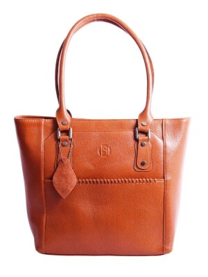 TOT91 - Resilient Tan, Practical Pockets, Comfortable Handles, Timeless Design, Everyday Use, Modern Lifestyle