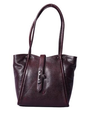 TOT110 - Spontaneous Brown, Bag, Versatile, Warmth, Spontaneity, Stylish, Functional, Ample Space, Practical Pockets
