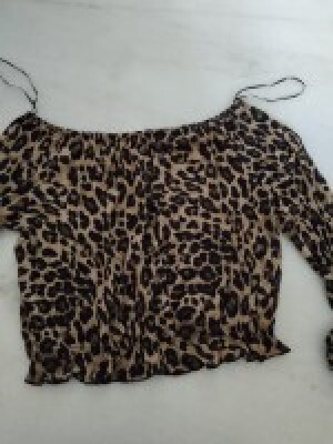Western wear top in cheetah print.from H& M. Full stretchable material
