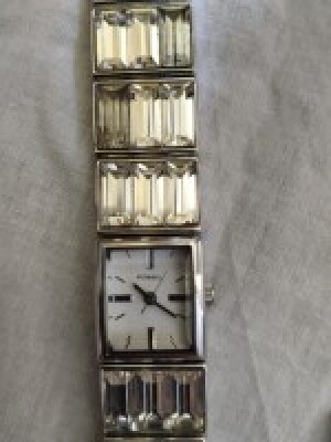 Wrist watch for women