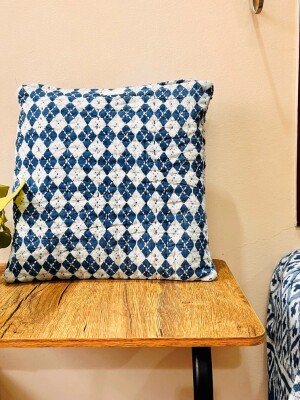 Bule square Cotton Cushion Cover - 18 x 18 inches
