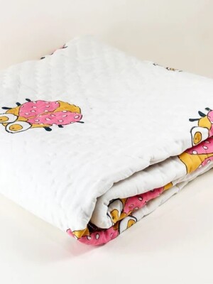 Bright bee kids single quilt | double sided | 40x60 Inches