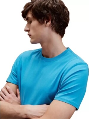 Men Solid Round Neck Pure Cotton Blue T-Shirt