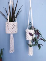 Macrame Hanging Basket / Knotted Plant Hanger