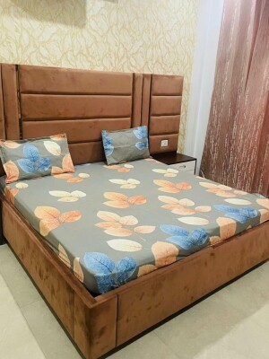 Abstract Cotton 1 Double Bedsheet With 2 Pillow Covers