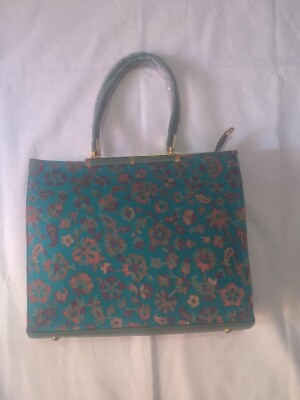 Classic weave Kashmiri kani handbag with leather edges