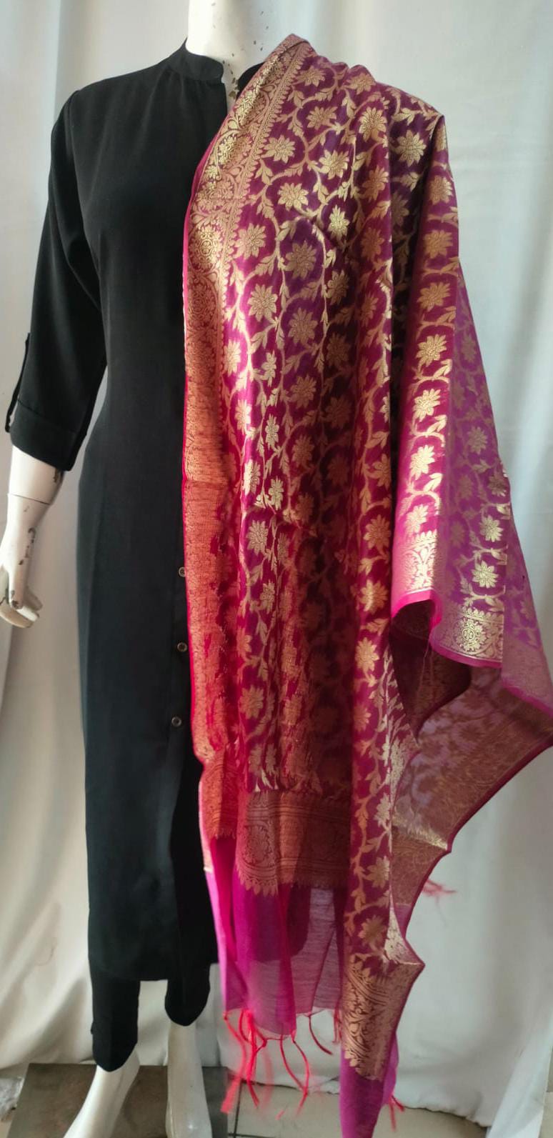 Shop Elegant Purple Designer Dupatta - Jhakhas Fashion