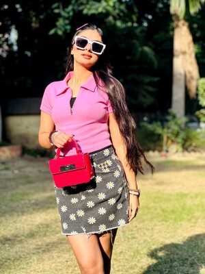 Pink polo top for women