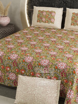 Luxury king size cotton bedsheet with 2 pillow covers