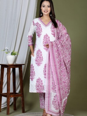 Women floral printed straight kurta set with pant & dupatta
