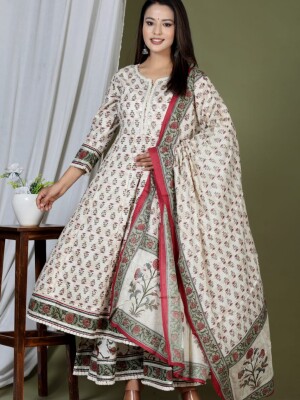 Luxurious pure cotton kurta set with pant & mulmul dupatta