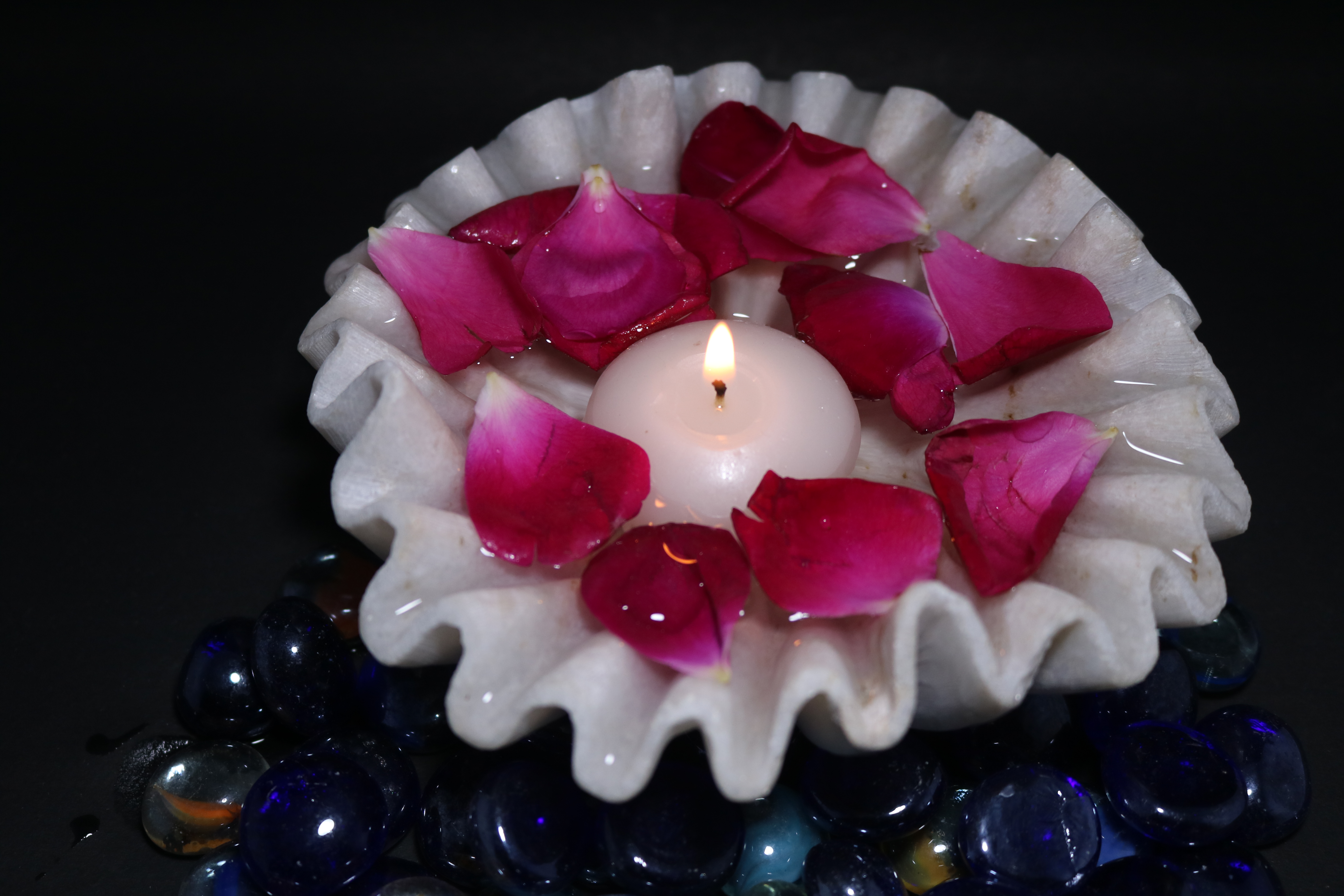 Wavy Shape Urli Bowl  for Flower Water Decoration Bowl 5.5 Inch
